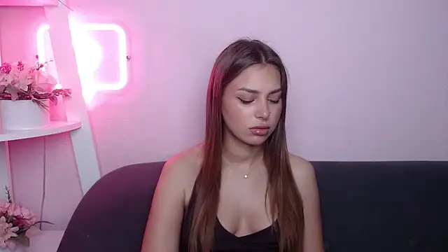 Snapshot of MilanaAngelAs chatting on July 19, 4:49 am MilanaAngelAs online show from July 19, 4:49 am