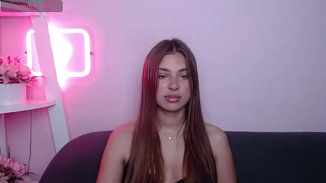 Snapshot of MilanaAngelAs chatting on July 25, 5:05 am MilanaAngelAs online show from July 25, 5:05 am