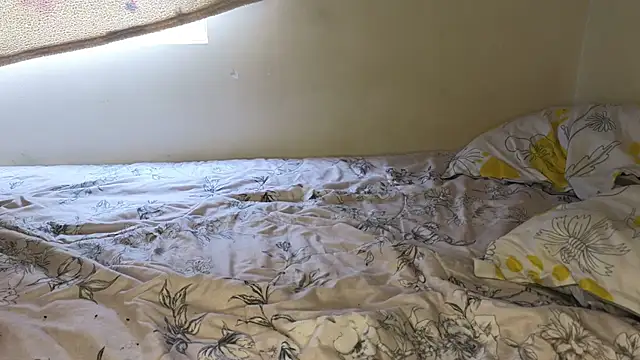 Snapshot of ViolettaSummer chatting on January 17, 9:28 pm ViolettaSummer online show from January 17, 9:28 pm