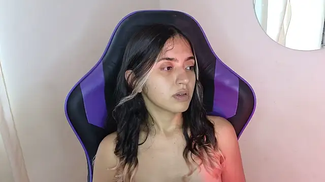 Snapshot of ViolettaSummer chatting on February 1, 9:08 pm ViolettaSummer online show from February 1, 9:08 pm