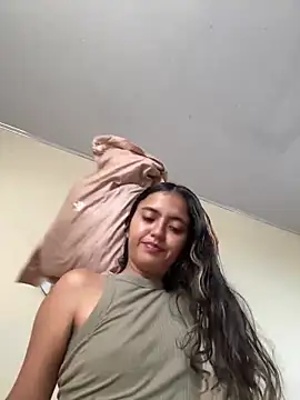 Snapshot of ViolettaSummer chatting on November 1, 9:39 pm ViolettaSummer online show from November 1, 9:39 pm