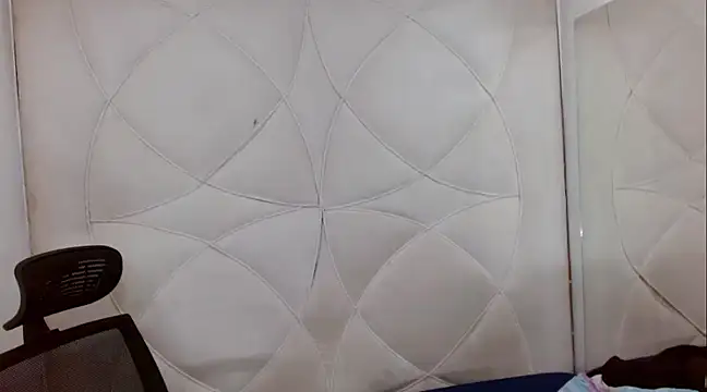 Snapshot of Dollbehavior_ chatting on January 26, 10:34 am Dollbehavior online show from January 26, 10:34 am