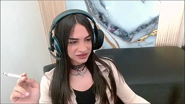 Snapshot of Dollbehavior_ chatting on September 20, 1:50 am Dollbehavior online show from September 20, 1:50 am