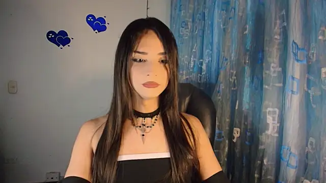 Snapshot of Dollbehavior_ chatting on November 8, 2:23 am Dollbehavior online show from November 8, 2:23 am