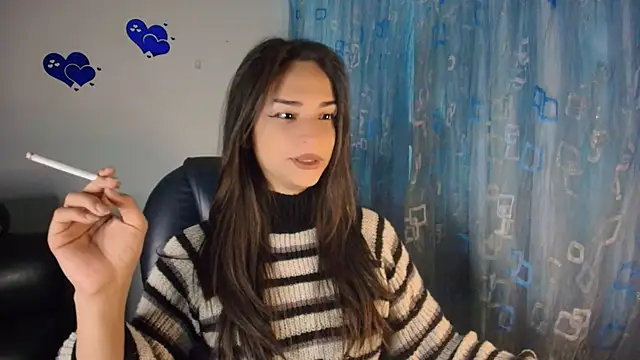 Snapshot of Dollbehavior_ chatting on November 12, 2:56 am Dollbehavior online show from November 12, 2:56 am