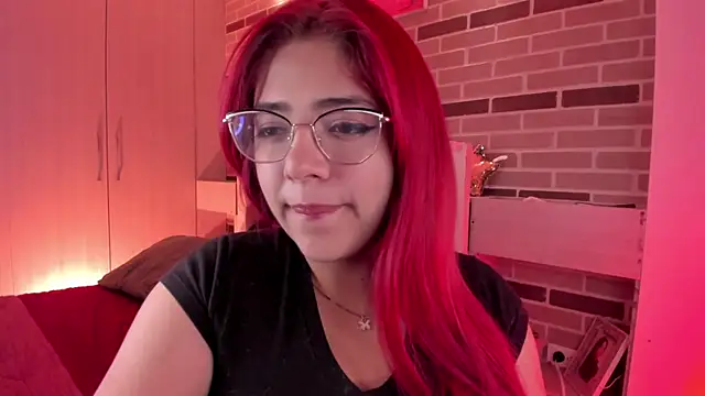 Snapshot of Rousse_Collinss chatting on January 29, 3:44 am Rousse Collinss online show from January 29, 3:44 am