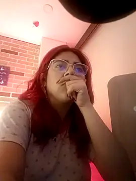 Snapshot of Rousse_Collinss chatting on November 1, 5:09 am Rousse Collinss online show from November 1, 5:09 am