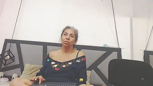 chanel grant online show from November 4, 9:03 pm