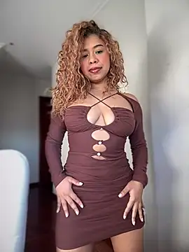 LEONCITA  online show from February 28, 4:53 pm