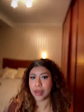 Snapshot of LEONCITA_ chatting on February 28, 7:15 pm LEONCITA online show from February 28, 7:15 pm