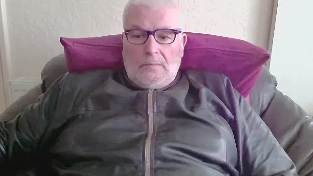 Leatherman63 online show from October 25, 8:55 am
