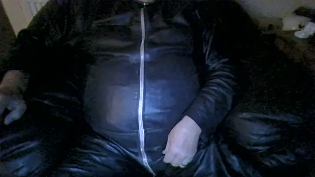 Leatherman63 online show from June 5, 2:29 am