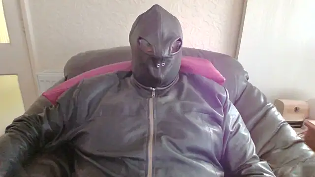 Leatherman63 online show from July 2, 6:08 am