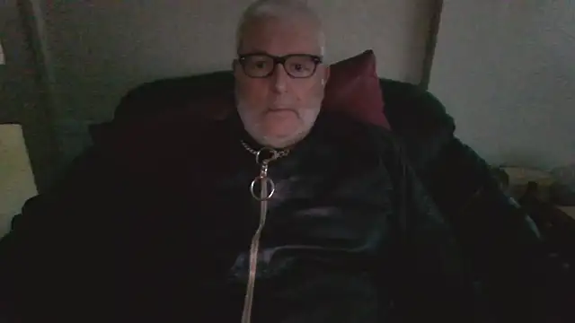 Leatherman63 online show from August 1, 5:18 am