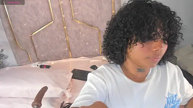 Snapshot of Katejordan chatting on November 15, 8:16 pm Katejordan online show from November 15, 8:16 pm