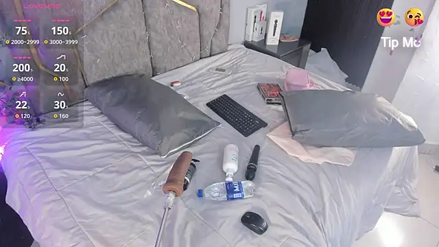 Snapshot of Katejordan chatting on December 5, 3:48 am Katejordan online show from December 5, 3:48 am