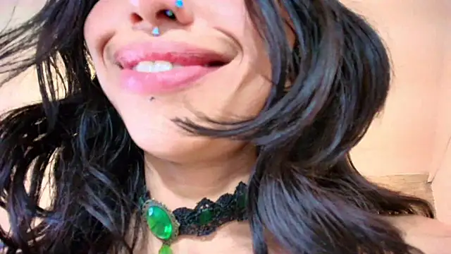 Snapshot of REDHOTTER_ chatting on February 21, 10:59 pm REDHOTTER online show from February 21, 10:59 pm