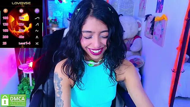 Snapshot of REDHOTTER_ chatting on October 23, 8:07 pm REDHOTTER online show from October 23, 8:07 pm