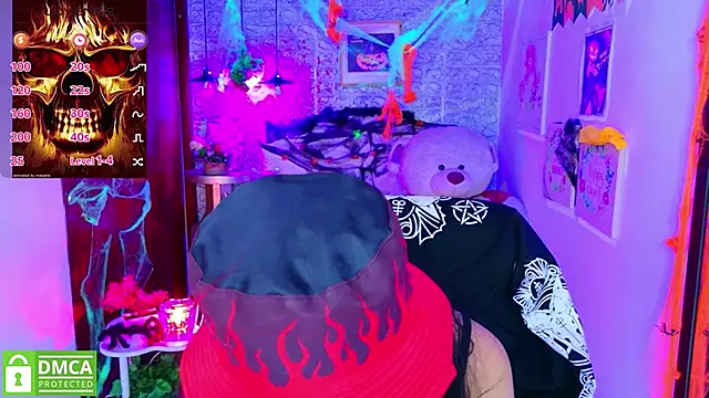 Snapshot of REDHOTTER_ chatting on October 29, 8:21 pm REDHOTTER online show from October 29, 8:21 pm