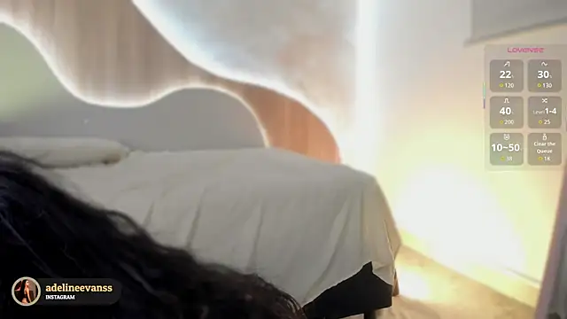 AdelineEvanss online show from October 24, 8:49 pm