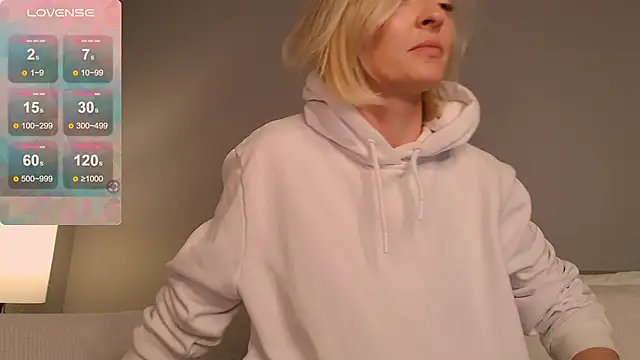 Snapshot of sexuallycorrecte chatting on October 24, 8:16 pm sexuallycorrecte online show from October 24, 8:16 pm