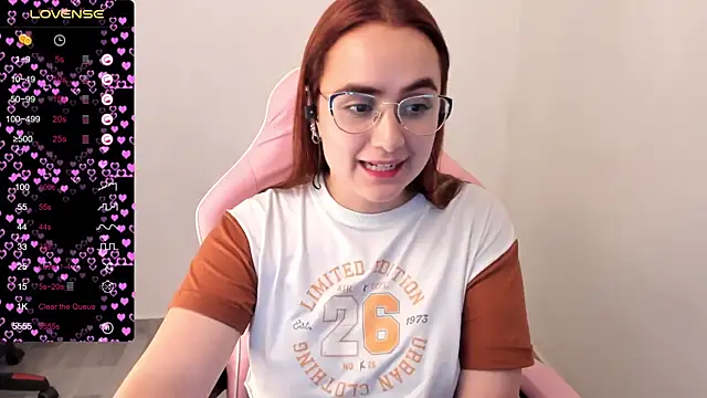 maryluna95 online show from February 11, 2:46 am