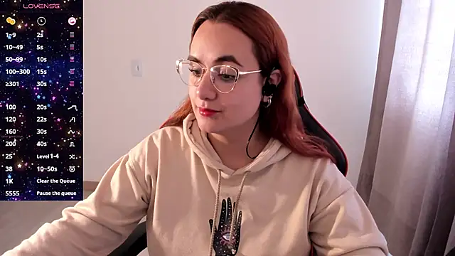 maryluna95 online show from October 15, 8:09 pm