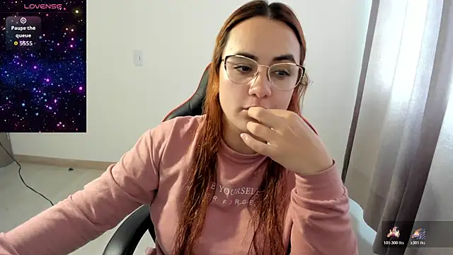 maryluna95 online show from November 11, 5:13 pm