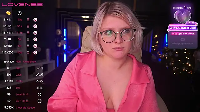 CoolTatis online show from January 3, 2:43 am