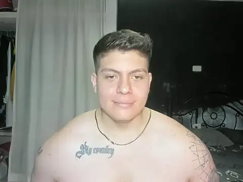 Snapshot of regan_jhonso chatting on December 12, 7:52 am regan jhonso online show from December 12, 7:52 am