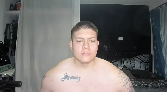 Snapshot of regan_jhonso chatting on February 6, 8:39 am regan jhonso online show from February 6, 8:39 am