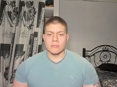 Snapshot of regan_jhonso chatting on October 1, 6:08 am regan jhonso online show from October 1, 6:08 am