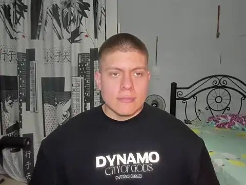 Snapshot of regan_jhonso chatting on March 16, 5:55 am regan jhonso online show from March 16, 5:55 am