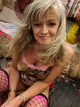 annika lately online show from May 16, 4:20 am