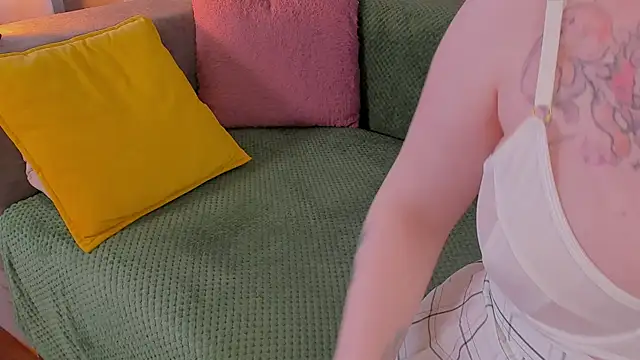 Tori the witch online show from September 21, 5:31 am