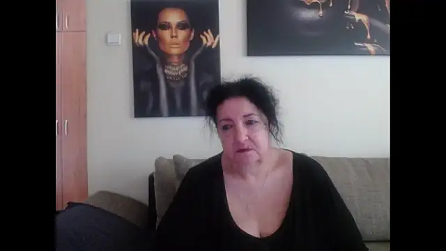 maturekorine online show from April 28, 12:21 pm