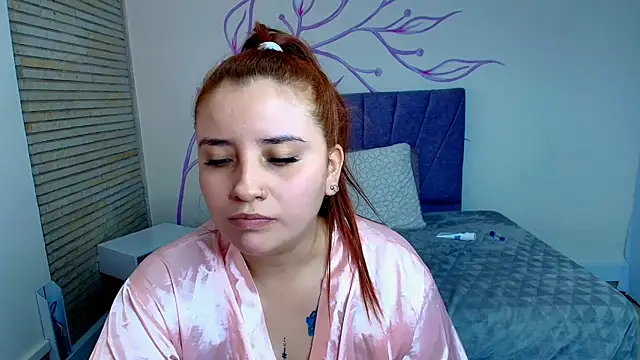 ZaraNolimits  online show from December 13, 10:55 pm