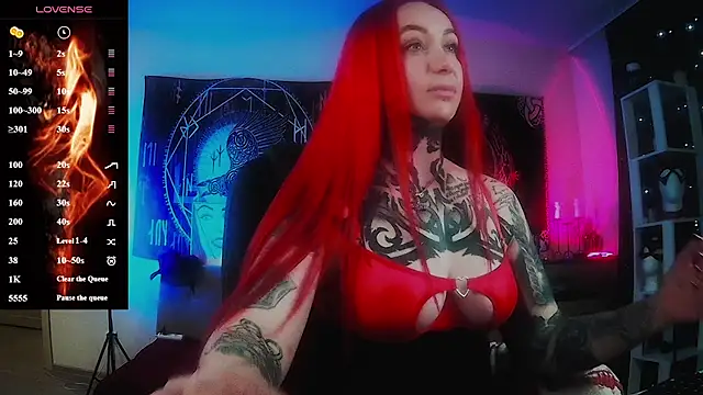 miss jenna lovee online show from April 29, 12:05 am
