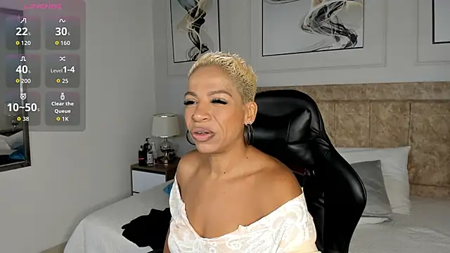 summer night  online show from December 18, 11:38 am