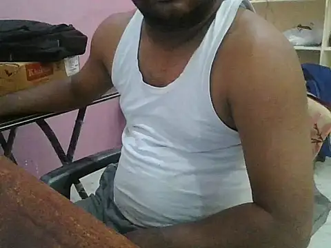 Snapshot of ITGuyhyd chatting on December 4, 8:34 am ITGuyhyd online show from December 4, 8:34 am