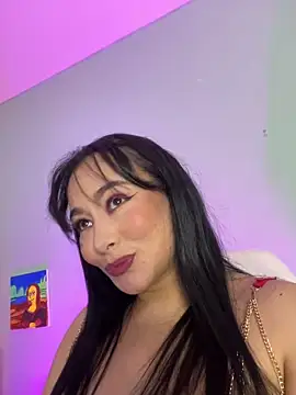 Snapshot of sharon_leone26 chatting on February 8, 4:27 am sharon leone26 online show from February 8, 4:27 am