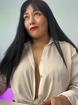 Snapshot of sharon_leone26 chatting on March 22, 8:34 pm sharon leone26 online show from March 22, 8:34 pm