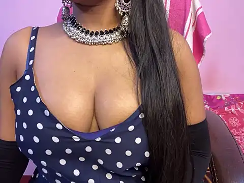 Snapshot of roshni-5 chatting on February 10, 9:04 pm roshni-5 online show from February 10, 9:04 pm