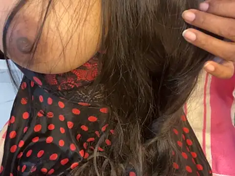 Snapshot of roshni-5 chatting on February 4, 4:57 pm roshni-5 online show from February 4, 4:57 pm