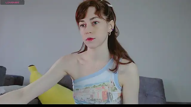 Amina Barbarian online show from March 22, 11:11 am