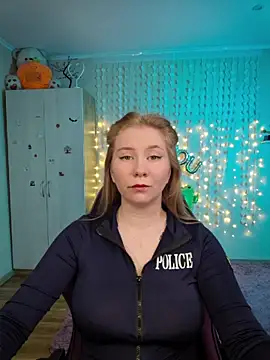 D0nna  online show from April 27, 10:52 pm