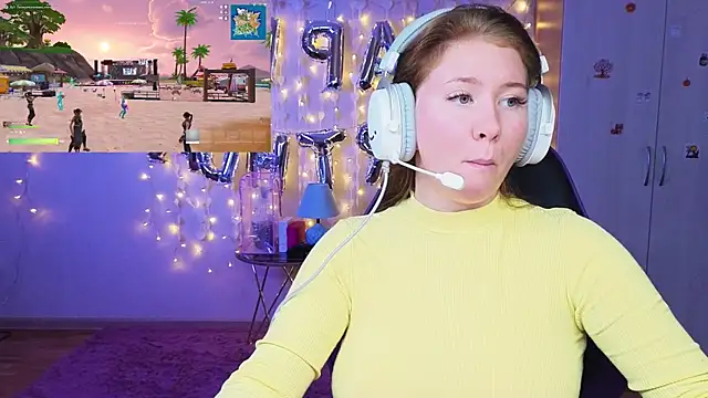 D0nna  online show from July 19, 10:24 pm