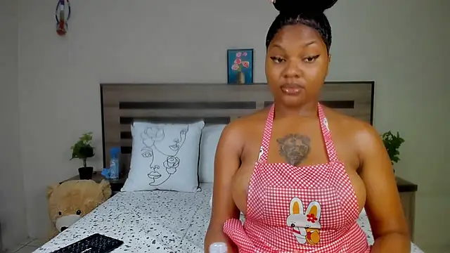 Renee-18 online show from December 15, 4:18 am