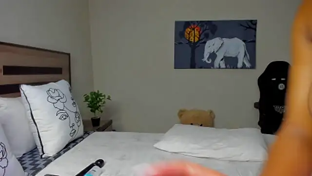 Renee-18 online show from February 1, 4:33 am