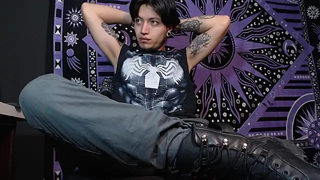 Dicaprioo  online show from January 23, 10:54 pm